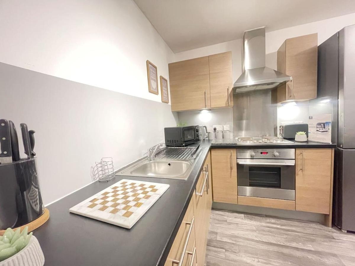Cityfront Cosy Apt Near City Centre & Etihad Stadium, Free Parking Manchester Bagian luar foto