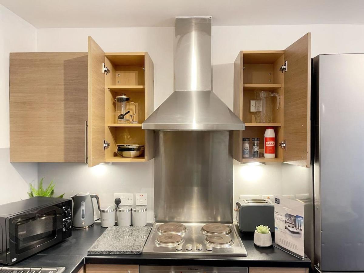 Cityfront Cosy Apt Near City Centre & Etihad Stadium, Free Parking Manchester Bagian luar foto
