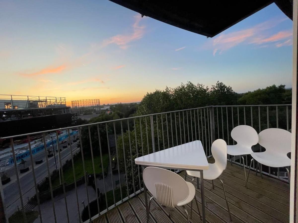 Cityfront Cosy Apt Near City Centre & Etihad Stadium, Free Parking Manchester Bagian luar foto